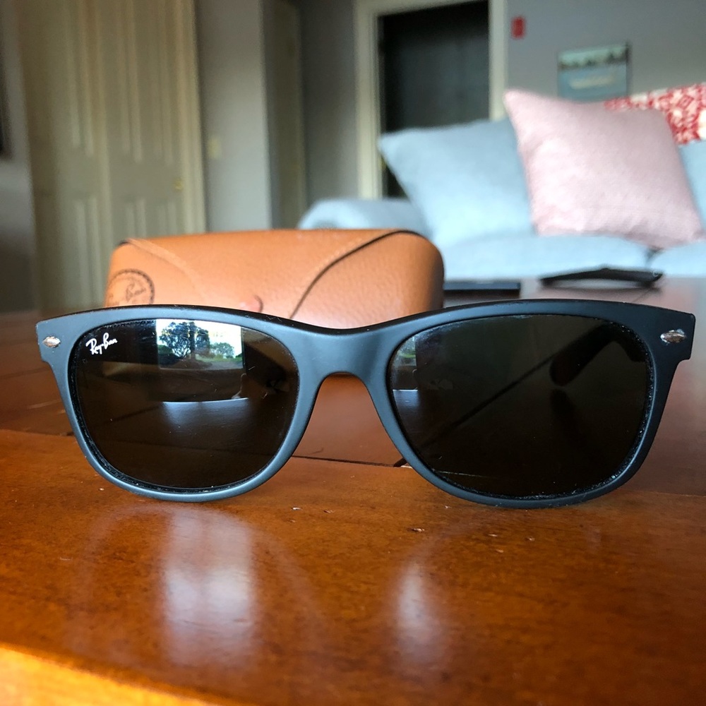 “New Wayfarer” Ray-Bans